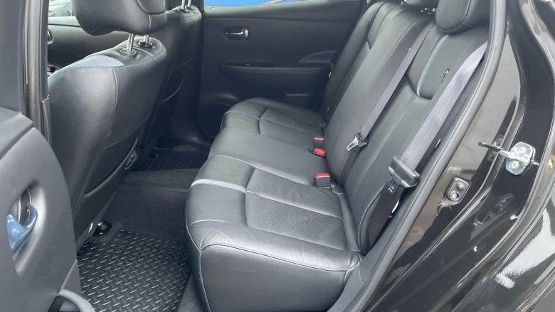 Nissan LEAF 110kW Tekna 40kWh 5dr Auto Electric Hatchback